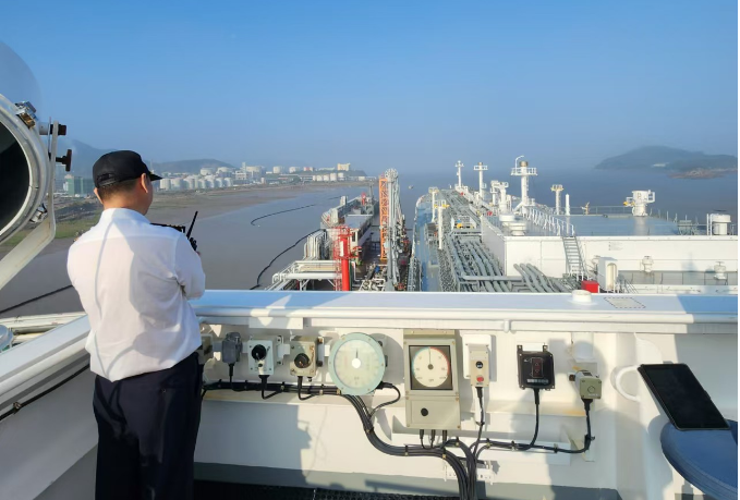 2138cn太阳集团古天乐引航站提前一个季度完成年度引航艘次目的